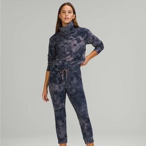 Lululemon diamond dye ready to rulu crop joggers size 2